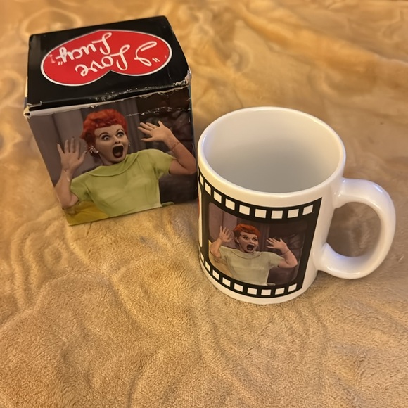I Love Lucy “Knife Scene” Decal Mug - Picture 2 of 4